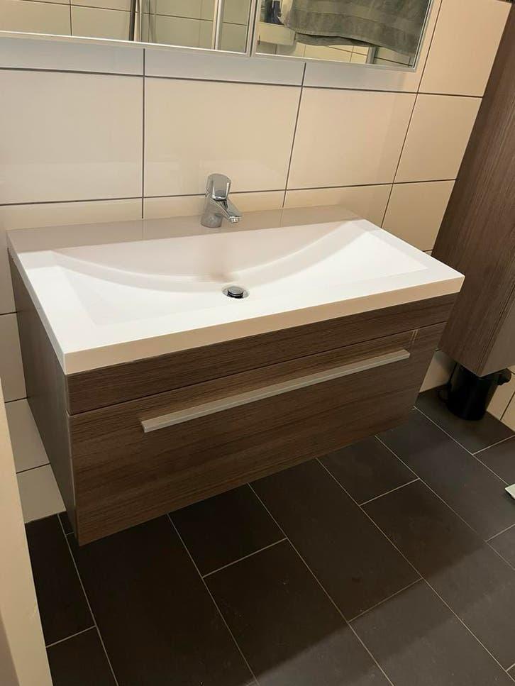 Badkamermeubel met wastafel en kast, Huis en Inrichting, Badkamer | Badkamermeubels, Ophalen, 50 tot 100 cm, Zo goed als nieuw