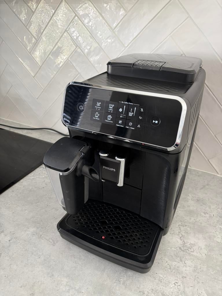 Philips LatteGo 2200 Serie EP2230/10, Ophalen, Zo goed als nieuw, Koffiemachine