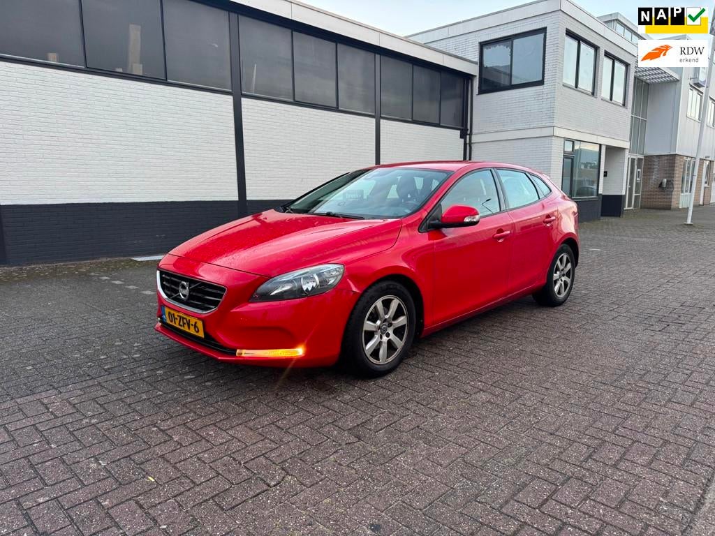 Volvo V40 1.6 D2 Kinetic Camera Stoelverwarming, Auto's, Volvo, Bedrijf, Te koop, V40, ABS, Achteruitrijcamera, Airbags, Airconditioning