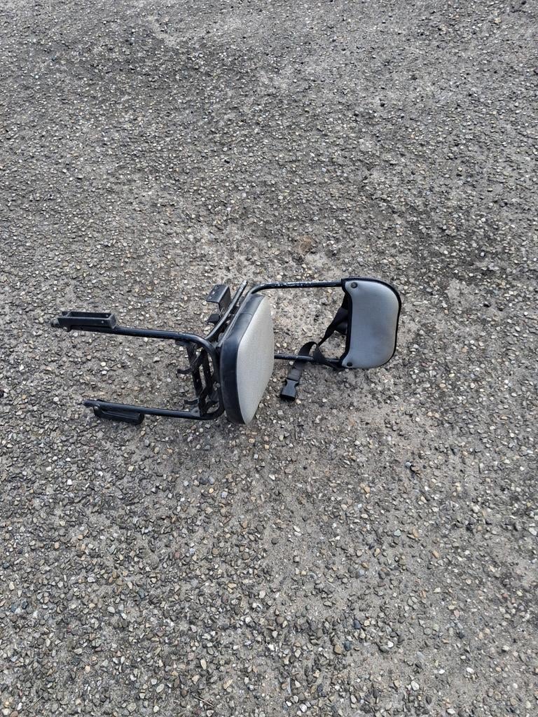 Gebruikt achterzitje voor de fiets, Fietsen en Brommers, Fietsaccessoires | Fietsstoeltjes, Ophalen of Verzenden, Gebruikt, Achterzitje