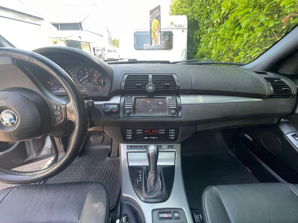 BMW X5 3.0 D AUT 2005 Grijs, Auto's, X5, 2993 cc, 255 €/maand, 2080 kg