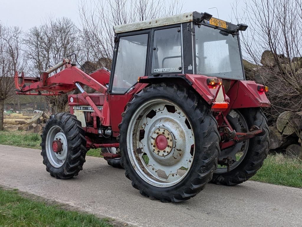 International IHC 844-S, Zakelijke goederen, Ophalen, Onbekend, Onbekend, Onbekend