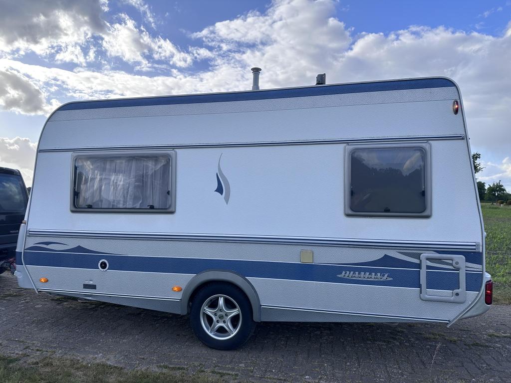 Fendt Diamant 420, Caravans en Kamperen, Caravans, Overige typen, Kachel, Rondzit, Tot en met 2