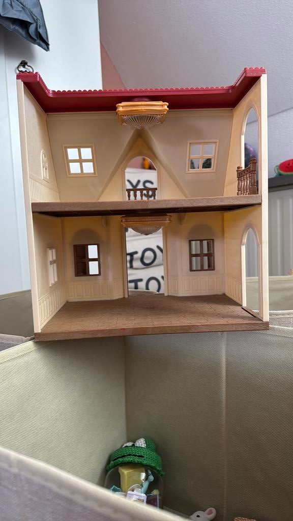 Sylvanian familie huis incl deco, Kinderen en Baby's, Speelgoed | Poppenhuizen, Ophalen, Zo goed als nieuw, Poppenhuis