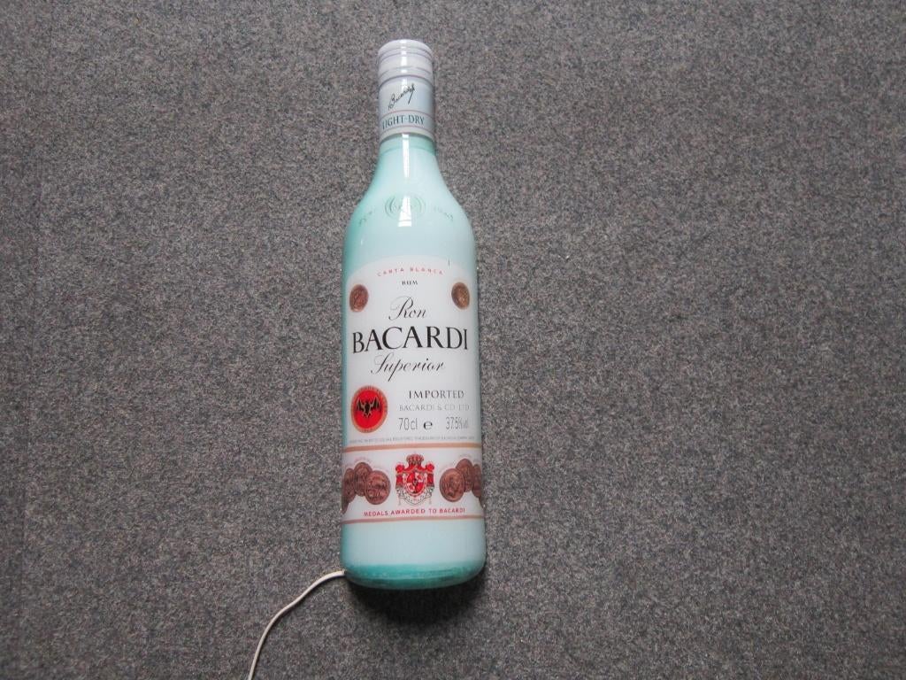 BACARDI LAMP LICHTRECLAME, Verzamelen, Merken en Reclamevoorwerpen, Ophalen, Gebruikt, Lichtbak of (neon) lamp