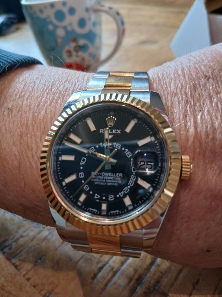 Rolex Sky-Dweller Bi-Color full set z.g.a.n. €16950, Rolex, Polshorloge, Ophalen of Verzenden, Zo goed als nieuw