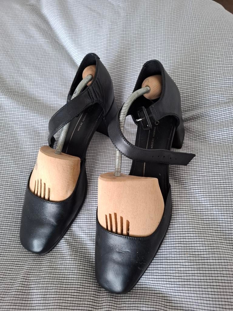 Leren Ecco schoenen mt. 40, Ophalen of Verzenden, Zo goed als nieuw, Zwart, Sneakers of Gympen