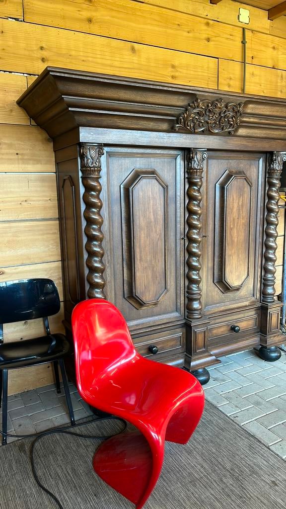 Antieke Eiken Deken- of Gildenkast met Snijwerk, Ophalen