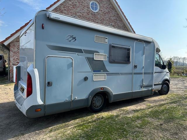 Knaus Sport T1650 MG – Ruime halfintegraal  Renault Master, Caravans en Kamperen, Campers, Ringverwarming, Particulier, 6 tot 7 meter