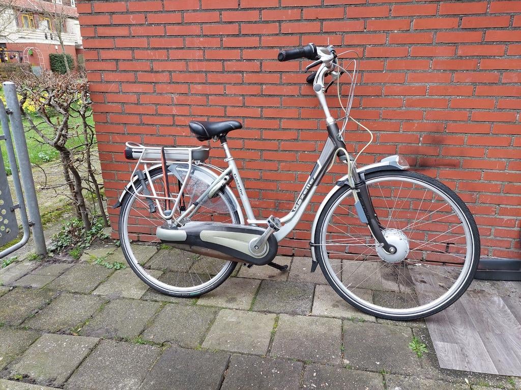 Gazelle Orange electrishe fiets, Ophalen, Zo goed als nieuw, 51 tot 55 cm, 50 km per accu of meer