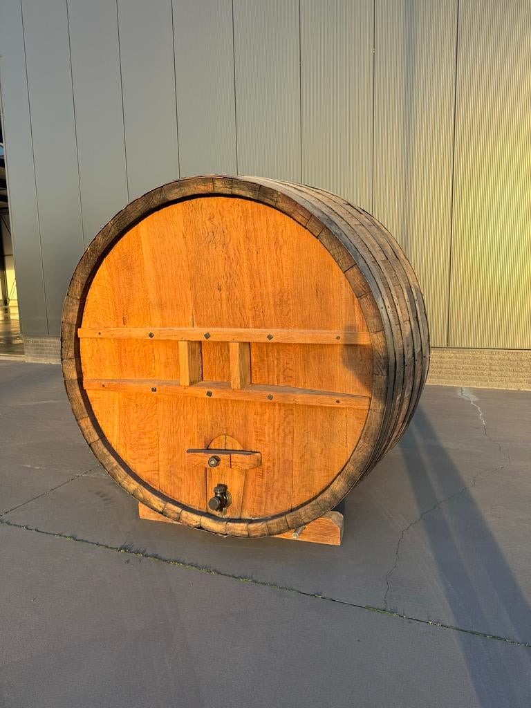Groot Wijnvat 5000 Liter - Eikenhout. Gestraald en gelakt!!, Ophalen of Verzenden, Zo goed als nieuw, Frankrijk, Rode wijn