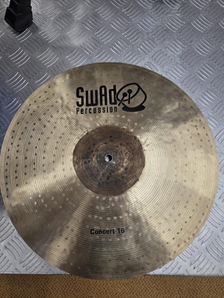 Concert Cymbal SWAD 16" Suspended Gebruikt, Gebruikt, -, -, Overige soorten
