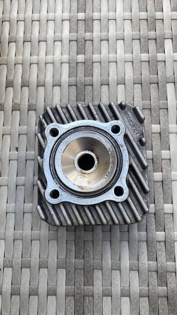 Stage6 mk2 pro piaggio cilinderkop, Fietsen en Brommers, Ophalen of Verzenden, Zo goed als nieuw, Cilinder