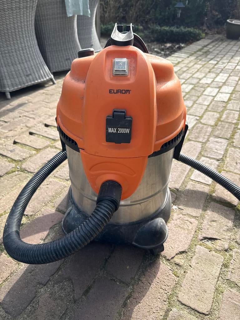 Eurom Bouwstofzuiger - Krachtige Nat- en Droogzuiger, Gebruikt, Ophalen of Verzenden, 2000 watt of meer, Waterstofzuiger