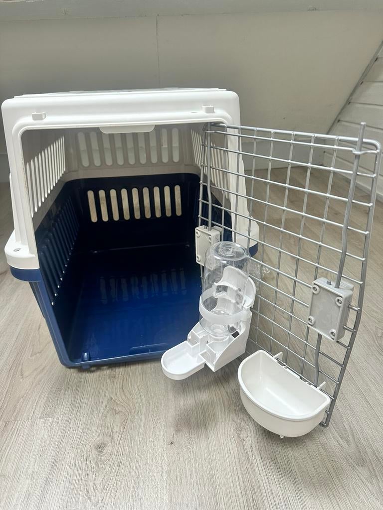 Pet Airline Crates Size: 67  47  51 cm Brand: IRIS, Dieren en Toebehoren, Ophalen, Zo goed als nieuw