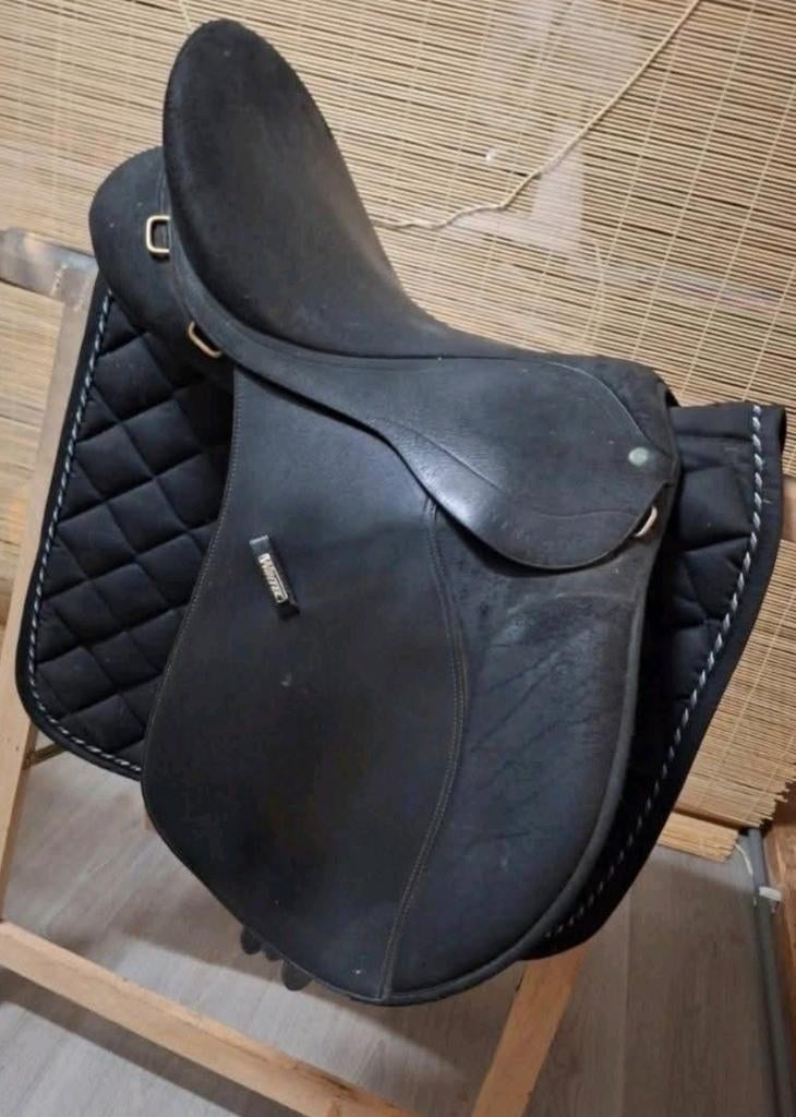 Wintec 2000 cair 16,5 inch veelzijdigheid, Dieren en Toebehoren, Paarden en Pony's | Zadels, Ophalen of Verzenden