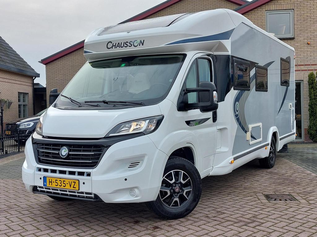 Chausson 738 XLB | 2x Airco | Queensbed | 4-persoons, Caravans en Kamperen, Campers, Integraal, Tot en met 2, Elektrische ramen