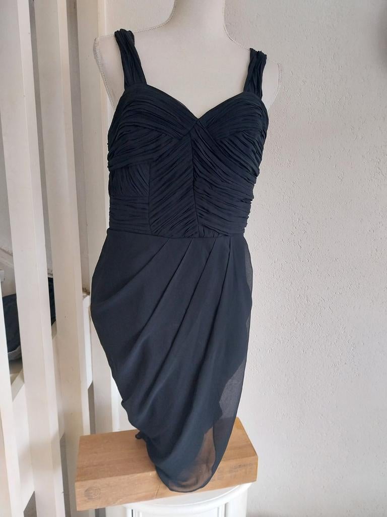 Zwart jurkje met geplooide top valt als maat S, Kleding | Dames, Zwart, Ophalen of Verzenden, Zo goed als nieuw, Sara Kelly