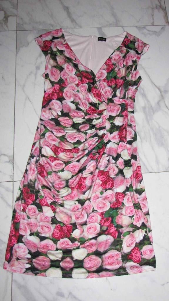 44 PHASE EIGHT jurk met rozen, Ophalen of Verzenden, Zo goed als nieuw, Maat 42/44 (L), Onder de knie