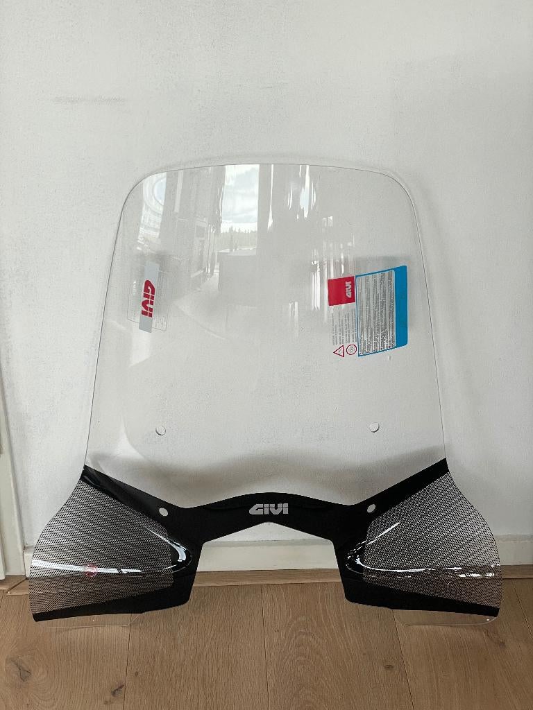GIVI Windshield SYM Symphony, Fietsen en Brommers, Scooters | SYM, Ophalen, Overige modellen, Maximaal 45 km/u, Nieuw