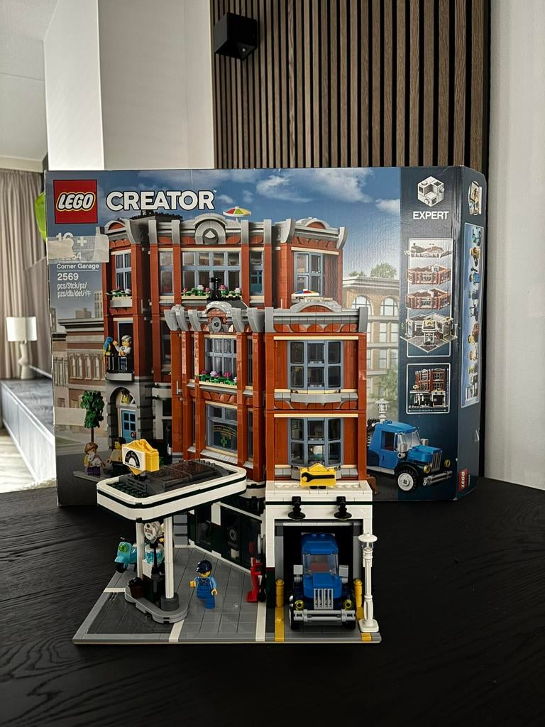 LEGO 10264 - Corner Garage, Ophalen of Verzenden, Zo goed als nieuw