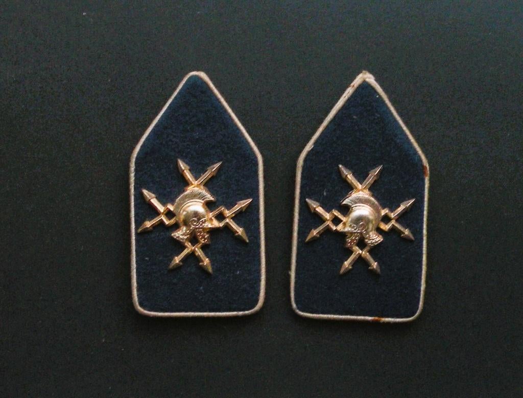 2 kraagspiegels verbindingsdienst, Verzamelen, Militaria | Algemeen, Landmacht, Overige typen, Nederland, Ophalen of Verzenden