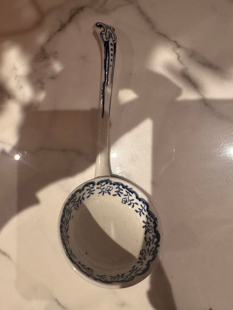 Oude keramieke sauslepel, Ophalen of Verzenden