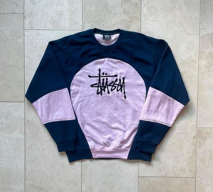 Stussy reworked sweater roze donkerblauw - maat M, Ophalen of Verzenden, Zo goed als nieuw, Maat 48/50 (M), Blauw