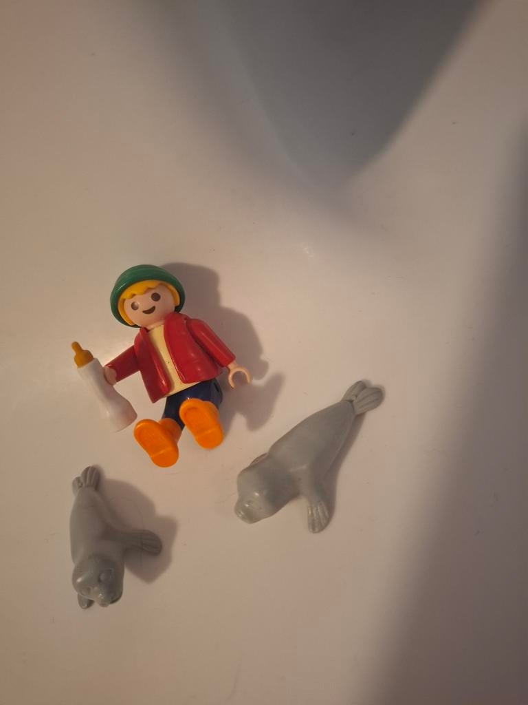 Playmobil 4660 - jongen met zeehondjes, Ophalen of Verzenden, Zo goed als nieuw, Complete set
