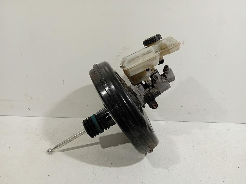 Rembekrachtiger Volkswagen Passat, Onderdelen@venauto.nl, Van der Ven Autorecycling B.V., Gebruikt, Ettenseweg 76, 4706 PB Roosendaal, The Netherlands