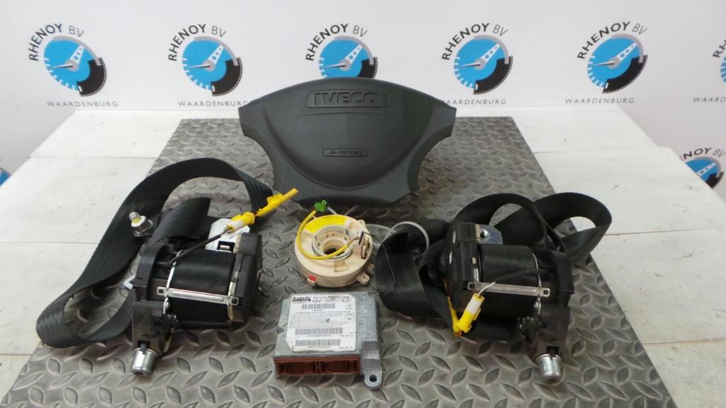 IVECO DAILY 50C18 AIRBAG SET 2010, Ophalen of Verzenden, Gebruikt, Stiba lid