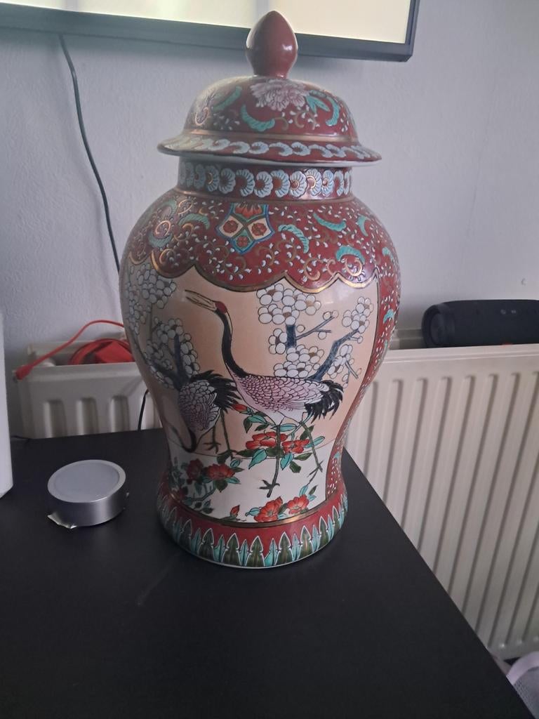 Vintage Chinese Vaas met Deksel, Antiek en Kunst, Antiek | Vazen, Ophalen