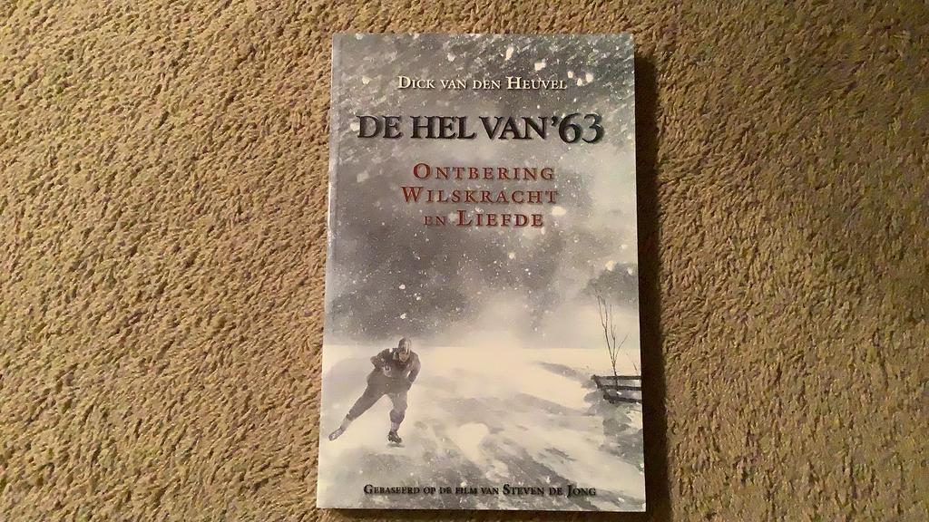 De hel van ‘63. Dick van den Heuvel., Boeken, 20e eeuw of later, Ophalen of Verzenden, Zo goed als nieuw, Dick van den Heuvel