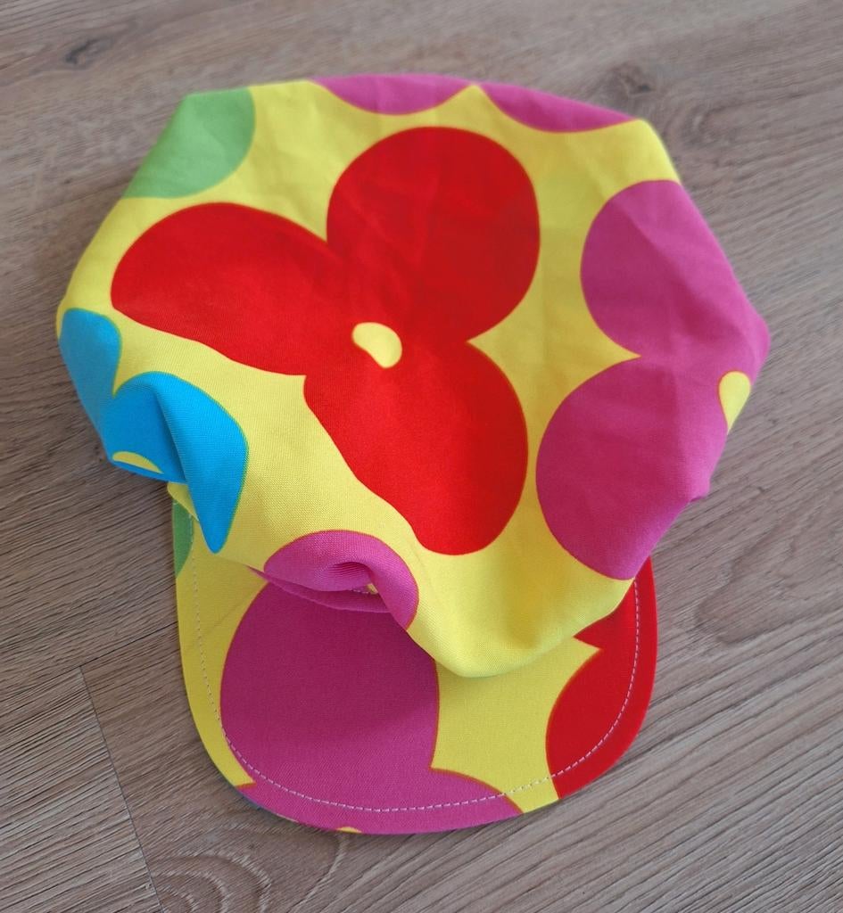Flower Power pet, Kleding | Dames, Carnavalskleding en Feestkleding, Ophalen of Verzenden, Zo goed als nieuw, Carnaval