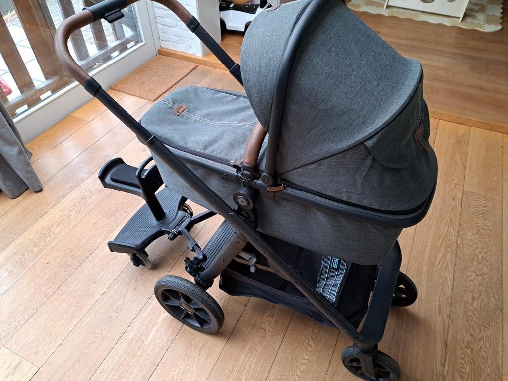 Kinderwagen + accessoires + meerijdplankje, Kinderen en Baby's, Kinderwagens en Combinaties, Ophalen, Zo goed als nieuw, Overige merken