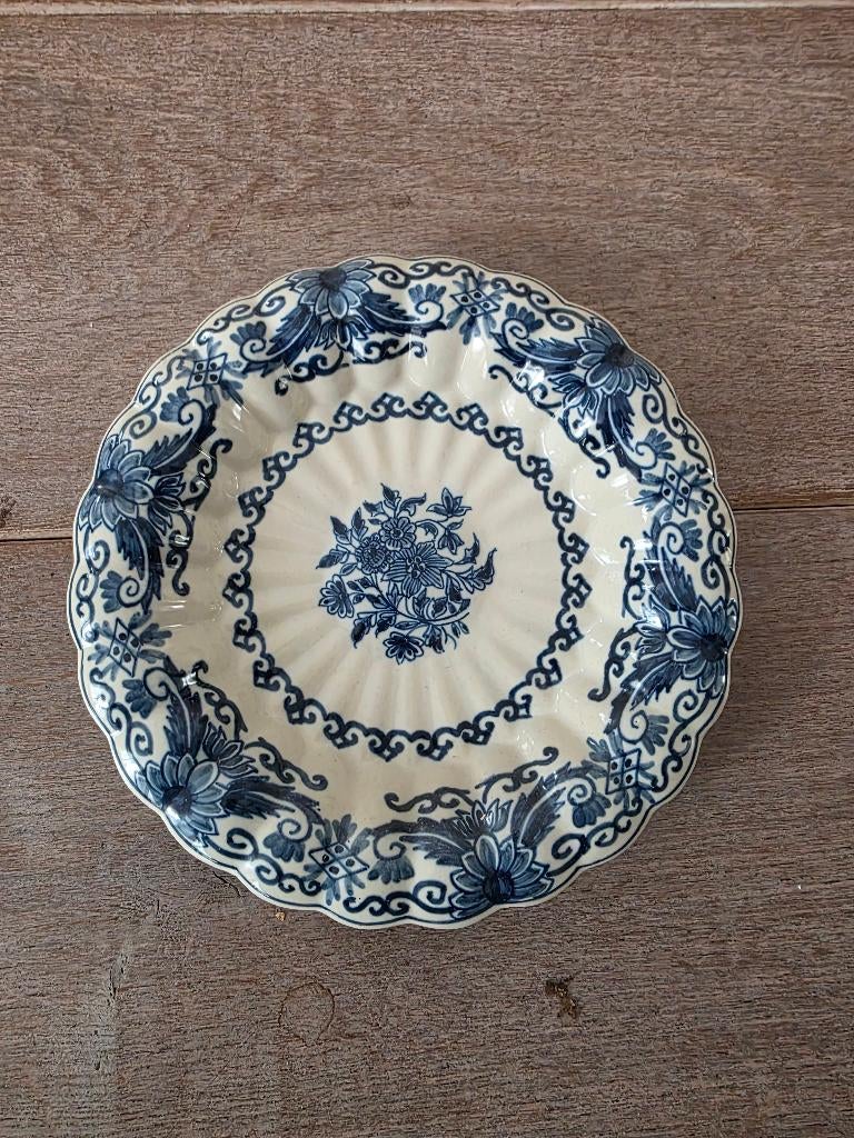 Bord makkum aardewerk, Ophalen