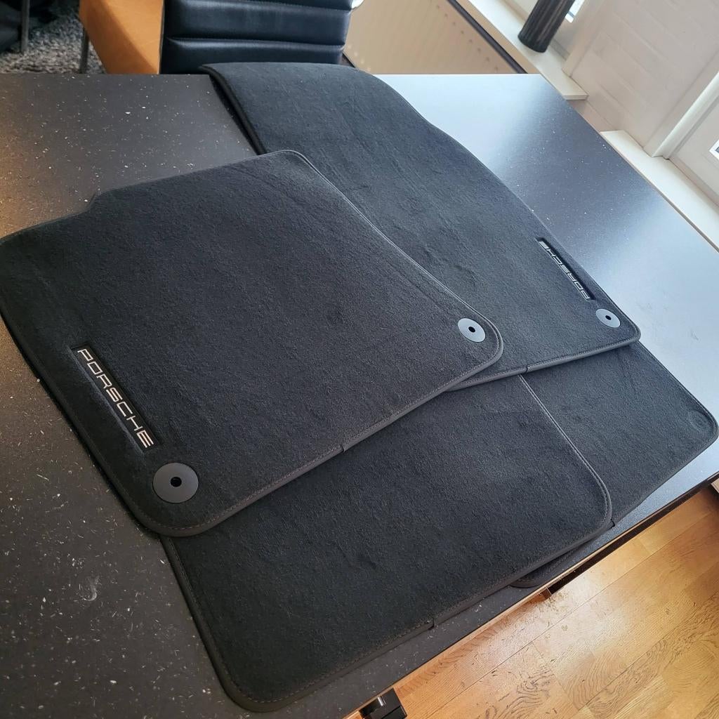 9YA-2 Cayenne E3-2 (2023+) Floor Mats  Surround - Porsche, Eu, Eu, Porsche, Nieuw