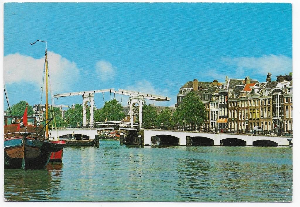 Amsterdam magere brug gelopen Ansichtkaart (B2384 ), Ophalen of Verzenden, 1980 tot heden, Gelopen, Noord-Holland