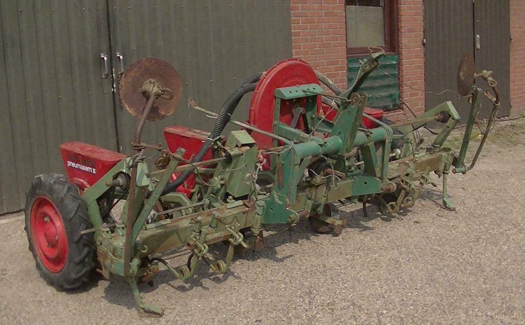 🌈 Maiszaaier / bietenzaaier / mais-poter / zaaimachine 🌈, Ophalen, Gebruikt