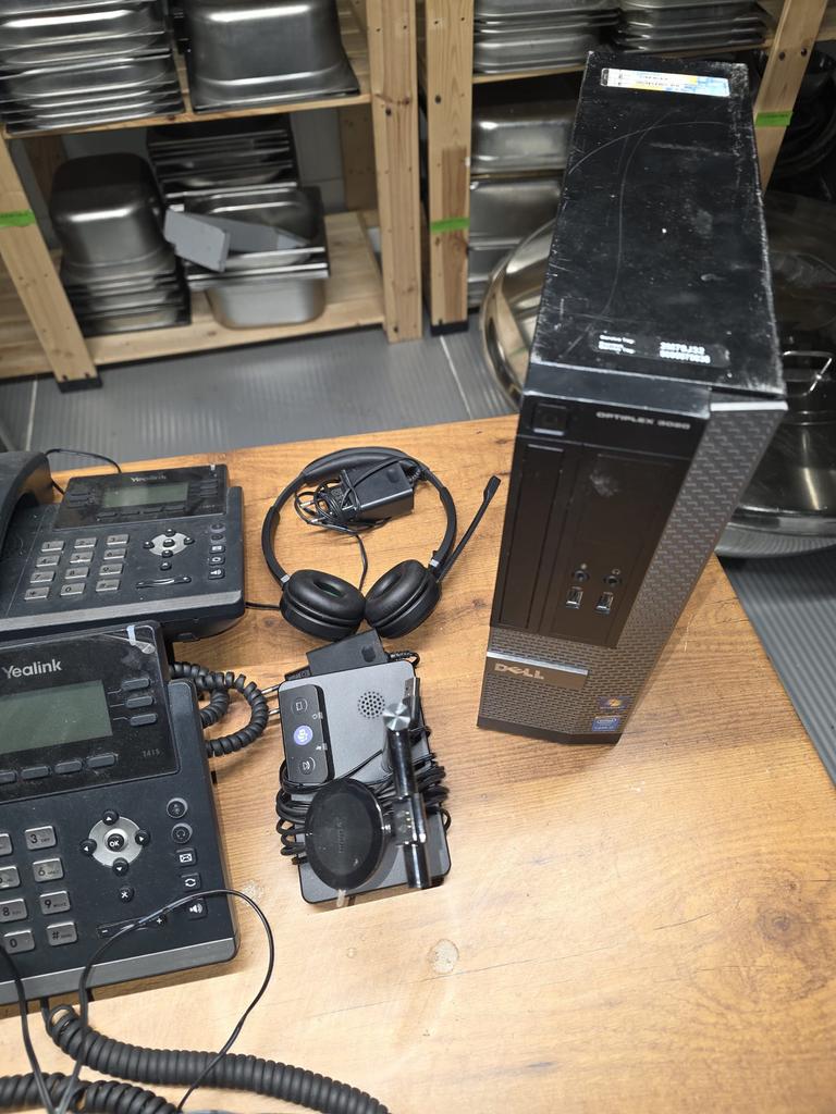 complete Yealink communicatie-set, ideaal voor kantoor., Ophalen of Verzenden, Zo goed als nieuw, 1 handset