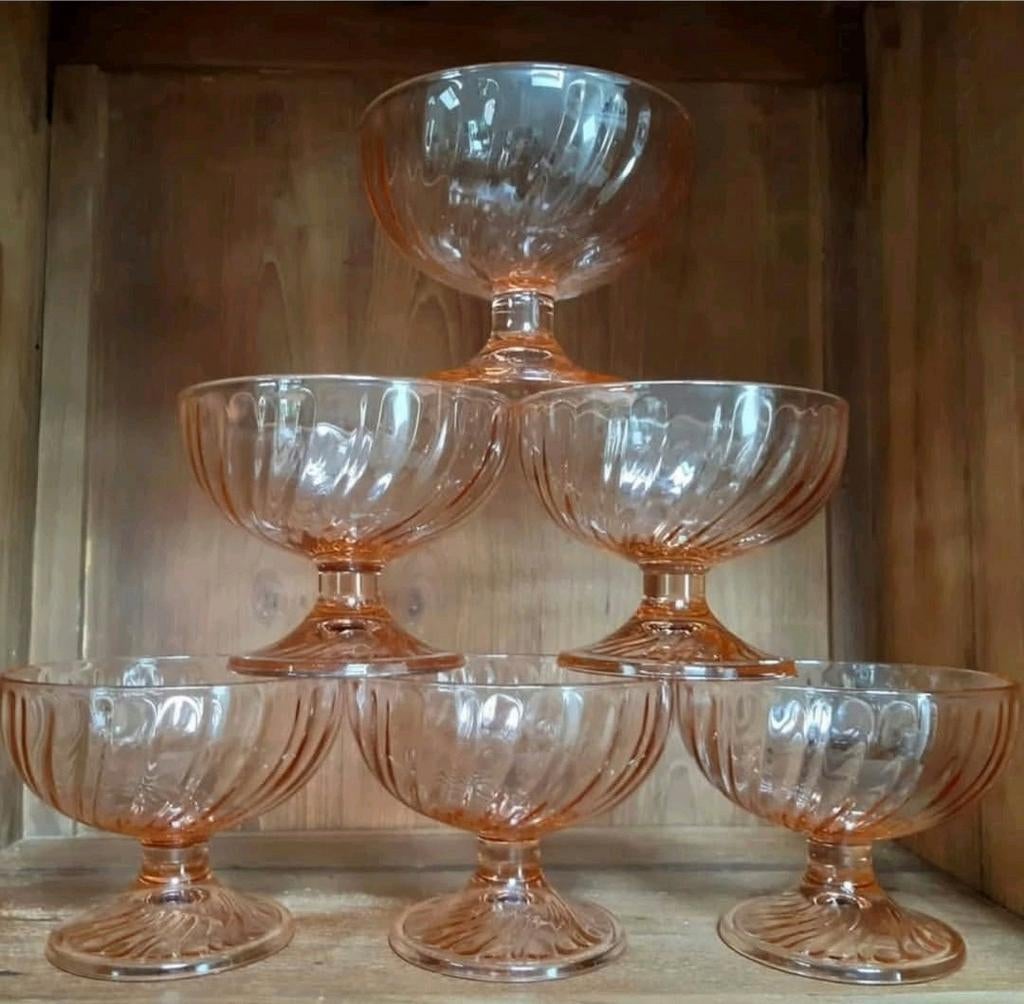 6 coupes Rosaline Swirl Luminarc, Ophalen of Verzenden, Zo goed als nieuw