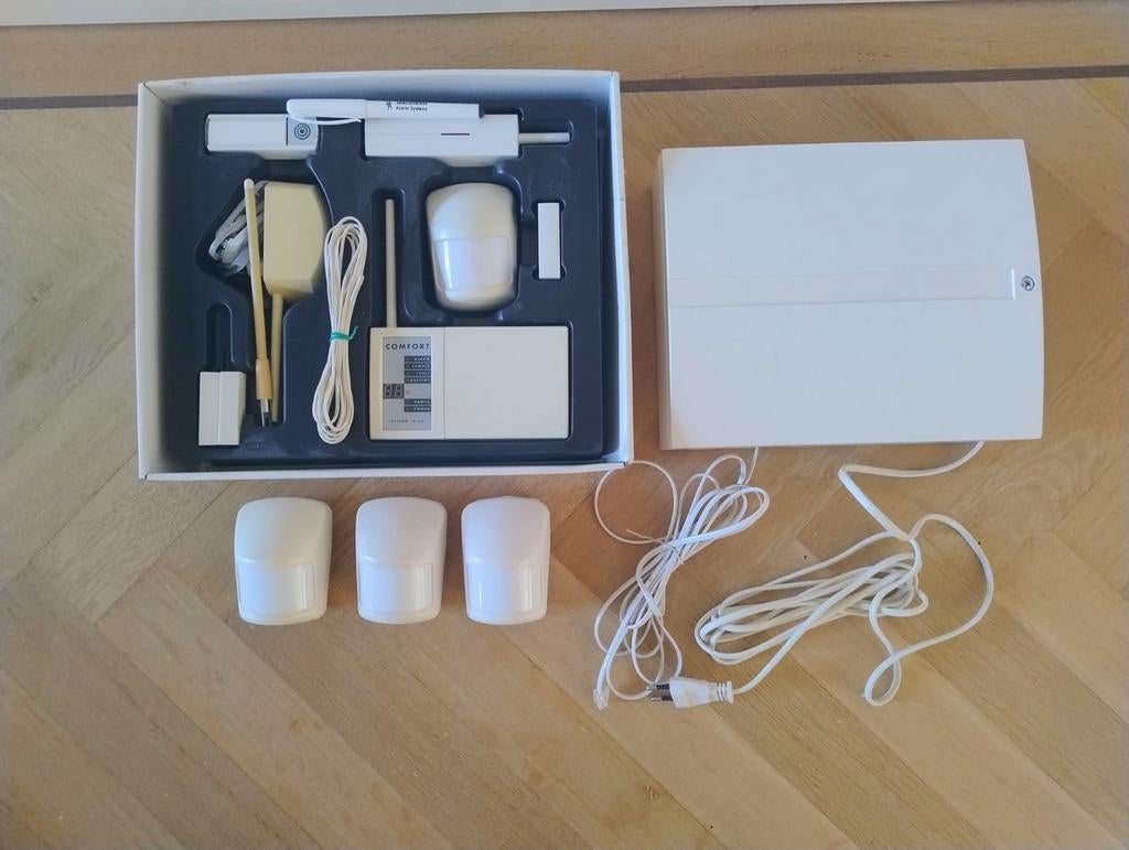 Jablotron JK-06 KIT met 4 draadloze bewegingsmelders, Ophalen of Verzenden, Compleet systeem