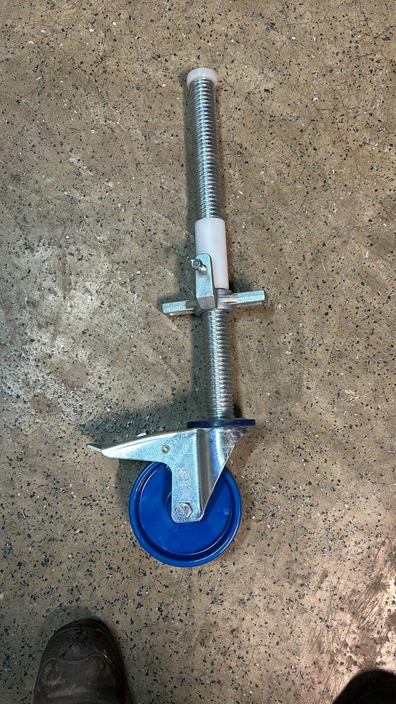 Aktie rolsteiger wielen, Doe-het-zelf en Verbouw, Steigers, Ophalen, Nieuw, Rolsteiger of Kamersteiger, Minder dan 2 meter