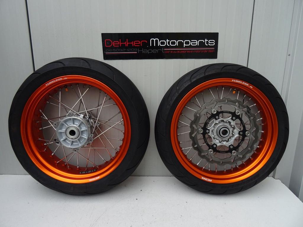 Complete set Wielen / Velgen + Schijf KTM SMC 690 / SMCR 690, Motoren, Onderdelen | Overige, Gebruikt, Ophalen of Verzenden