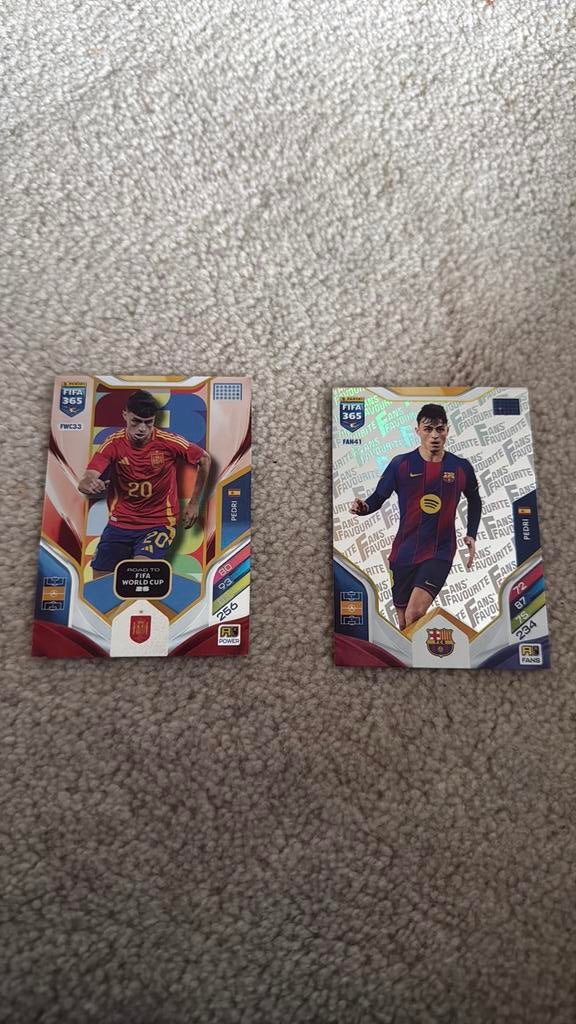 Pedri kaarten panini adrenalyn 2026, Ophalen of Verzenden, Zo goed als nieuw, Meerdere plaatjes