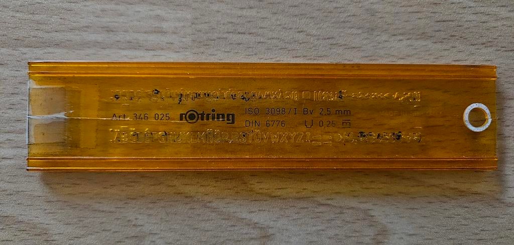 Rotring lettersjabloon 2,5 mm, Diversen, Schrijfwaren, Ophalen of Verzenden, Gebruikt