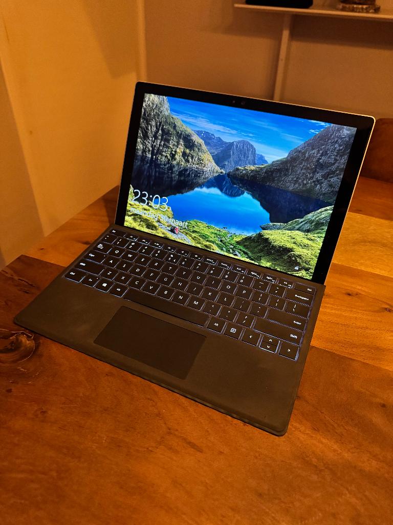 Microsoft Surface Pro 4 – Touchscreen  - perfecte conditie, Computers en Software, Windows Laptops, Ophalen, Gebruikt, 2 tot 3 Ghz