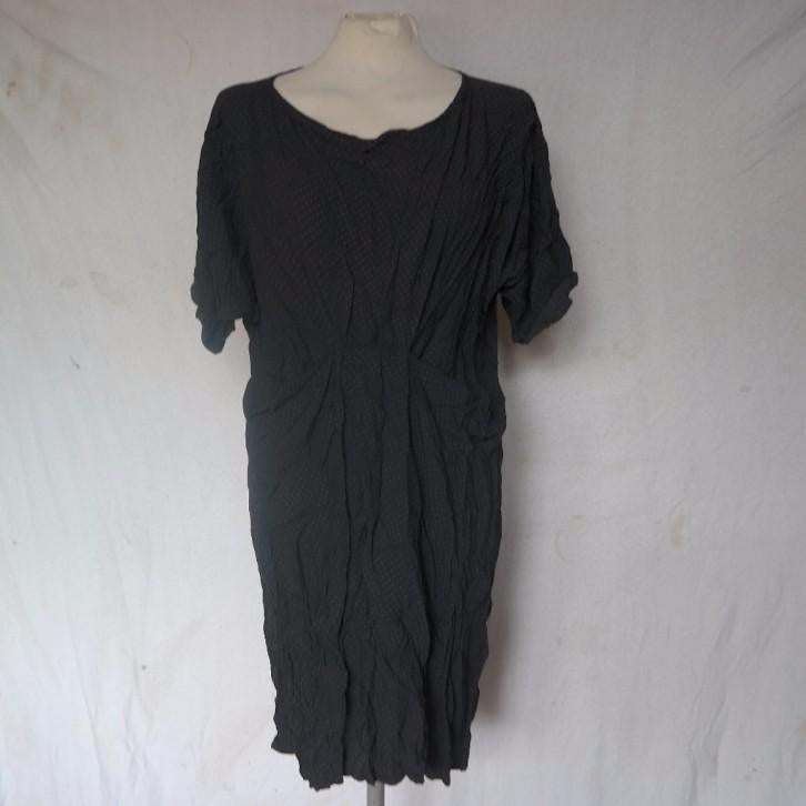 Mooie zwarte jurk.Apart model.Stippen.Mt M, Maat 38/40 (M), ., Zwart, Ophalen of Verzenden