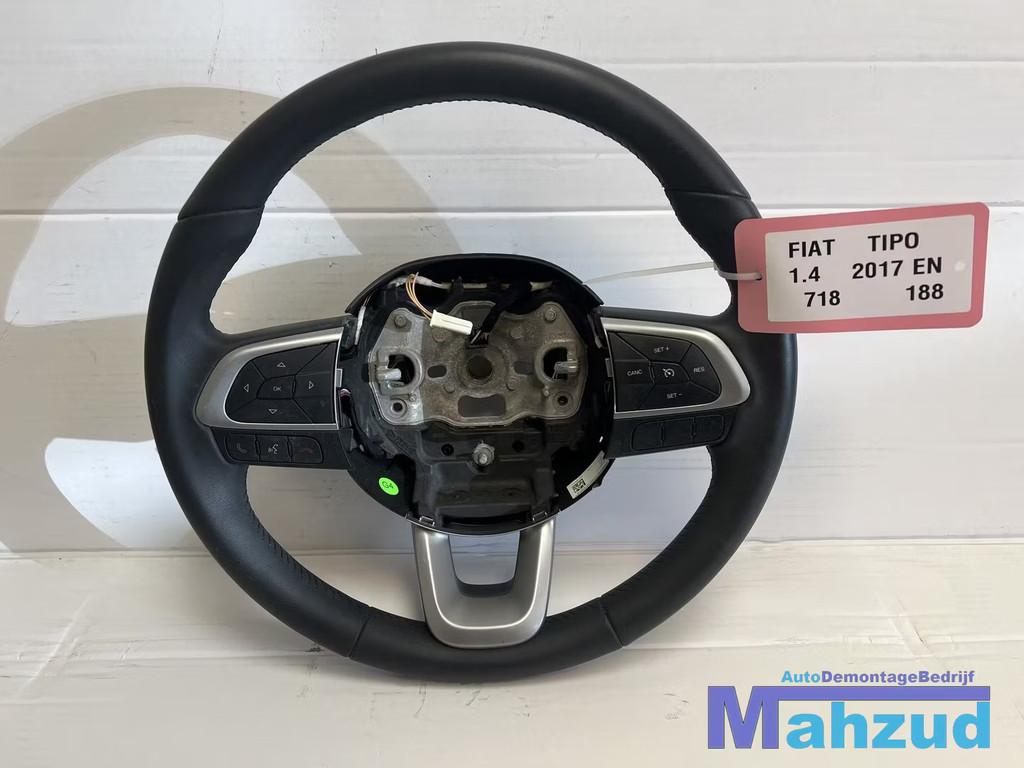 FIAT TIPO HATCHBACK Stuurwiel stuur leer 2016+, Auto-onderdelen, Besturing, Fiat, Gebruikt, Ophalen of Verzenden