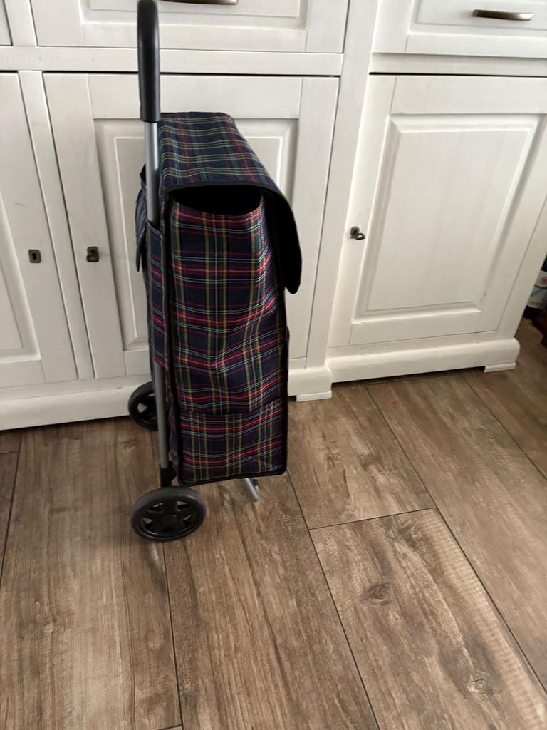 Boodschappen kar, Ophalen of Verzenden, Zo goed als nieuw, 30 cm of meer